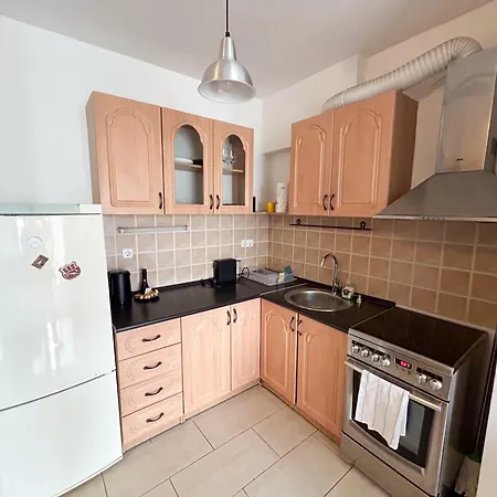 District 9 Apartmán *