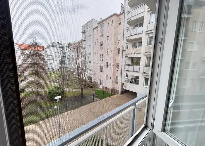 District 9 * Budapest